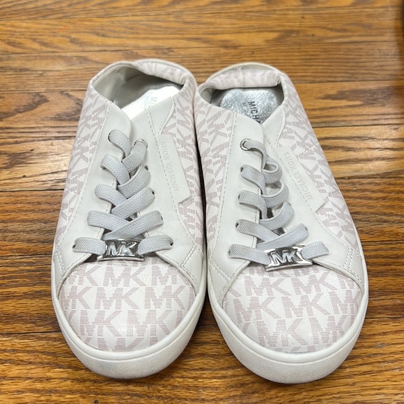 MICHAEL KORS | Gem Miracle Mule logo slip on shoes (Girls 3 fits womens sz  5) - Picture 2 of 9